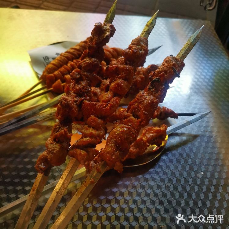 快来上海这家烧烤撸串 很久没撸串了找到了这家