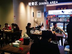 大堂-盒马鲜生(红莲店)