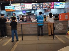 -汉堡王(下沙银泰店)
