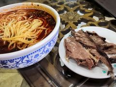 -吾穆勒蓬灰牛肉面·清真(北滨河中路店)