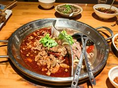 -大众跷脚牛肉馆·非遗传承单位(峨眉山店)