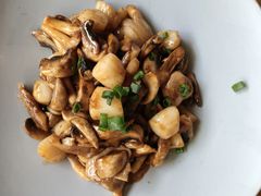 -蜜桃餐厅·伴山(湖滨商业街店)