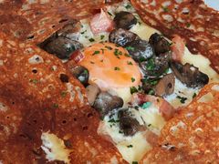 鸡蛋蘑菇熏肉荞麦可丽饼-RAC BAR(安福路店)