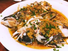 剁椒鱼头-春暖花开(西溪店)