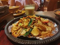 -耶里夏丽·新疆菜·28年喀什老馆(田林东路店)