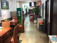 大堂-茸梅路右拐龙虾-农家菜(松江店)