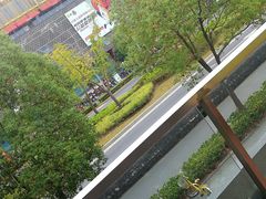 -新田360广场(上海华侨城店)