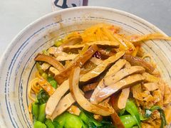 -梅溪·小伙子干挑面(安吉总店)