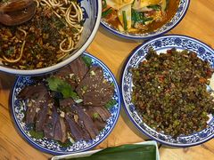 -蜗牛小馆醉乡民谣云南菜(惠新西里店)