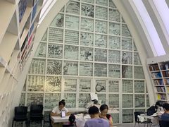 -钟书阁(松江泰晤士小镇店)