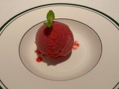 -Wolfgang’s Steakhouse 沃夫冈牛排馆(上海白玉兰广场店)