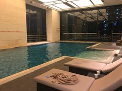 游泳池-广州天河合景福朋喜来登酒店