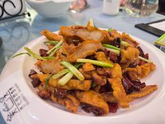 -香巴拉云南餐厅(华莱坞店)