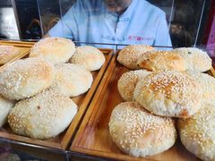 惠山油酥饼-新万鑫银丝面·非遗无锡味(惠山古镇店)