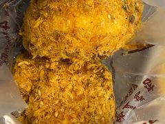 核桃肉松小贝-鲍师傅糕点(江苏路店)