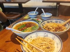 -辣肉面大王(天平路店)