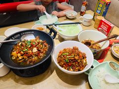 -味上湘菜馆(河马店)