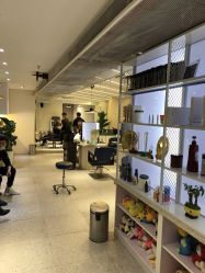 -PE SALON