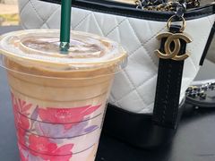 -星巴克(西藏路店)