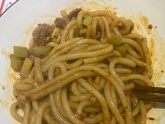 -壹粉屋新疆炒米粉(建外SOHO东区店)