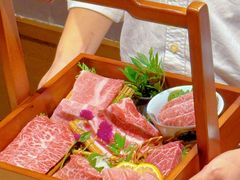 -山川小町·极番烧肉(新地假日广场店)