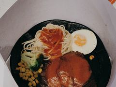 -汤姆家的牛排意面披萨(新城市广场店)