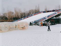 -欢乐水魔方水世界