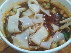 -覃肥叔桂林米粉(粮道街店)