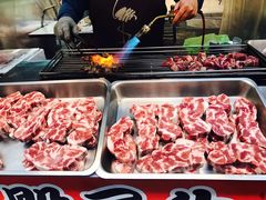 -六合夜市