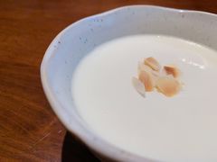 杏仁豆腐-山杏yama-katsu·吉列炸物