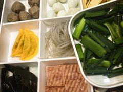 -鲁员外地锅鸡地锅鱼(古墩路店)
