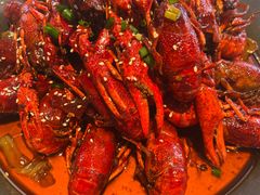 -巴厘龙虾·榜首油焖大虾(音乐学院·沿江酒馆店)
