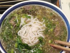 -云阿蛮云南生烫牛肉米线(奉贤路店)