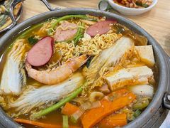 -牛信亭韩国料理·炭火烤肉(紫藤路店)