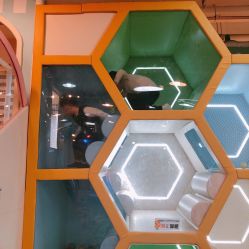 -多多淘儿童体验中心(重庆来福士店)