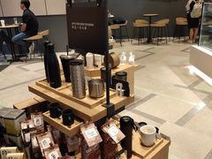 大堂-星巴克(宏汇国际广场店)