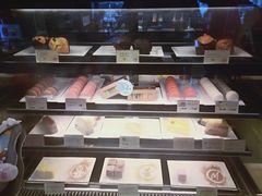 面包甜点陈列柜-麦当劳(四川北路店)