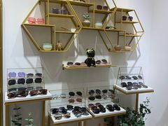 -肆兮眼镜·蔡司·徕卡战略合作店(大坪店)
