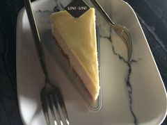 -UNI UNI(环亚凯瑟琳店)