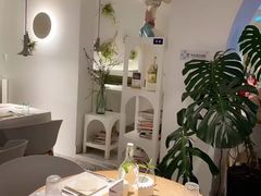 -春树下·树屋花房西餐厅(罍街AS1980店)