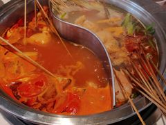 鸳鸯锅-袁记串串香火锅(郑和中路店)