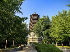 -玲珑塔公园