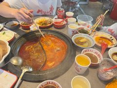 -生活如沸·顺德水牛奶火锅(大学路店)