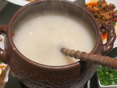 鸭架汤-北京老铺烤鸭(西稍门店)