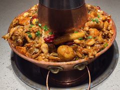 -老佛爷铜炉蛙锅(东门老街店)