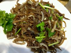 -老码头黑皮肘子锅包肉熏酱水饺(文政街店)
