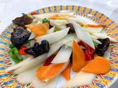 木耳山药-老字号大盘鸡·丸子汤·抓饭