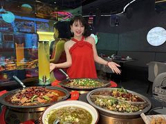 -辣尚瘾·烤鱼·新川菜(牡丹园直营店)