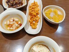 -叁煨蹄花·下饭盐帮菜(人民广场店)