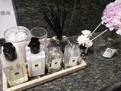 -La Mer Restaurant & Lounge